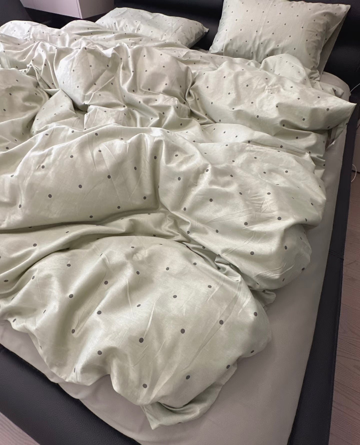 Cotton Bedding Set - Dewdrops - Duvet Cover + Fitted Sheet Set